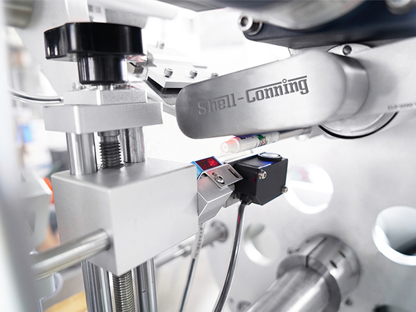 S921高速軟管智能貼標(biāo)機(jī) S921高速軟管智能貼標(biāo)機(jī)